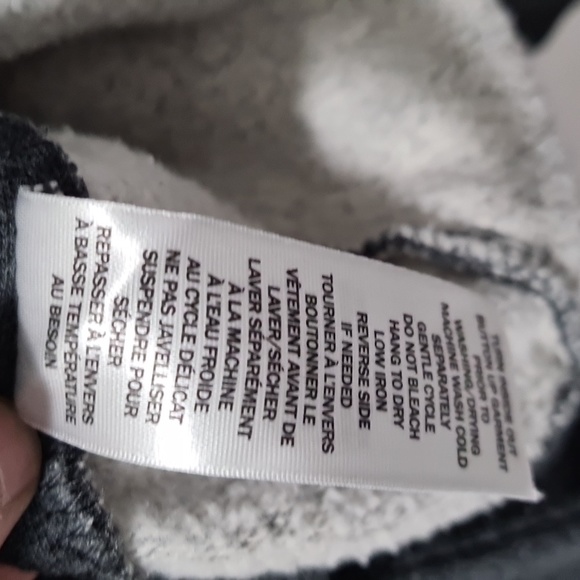 NORTHERN REFLECTIONS Gray snap front Cowl neck knit jacket, zip pockets/ Size S - Picture 10 of 10